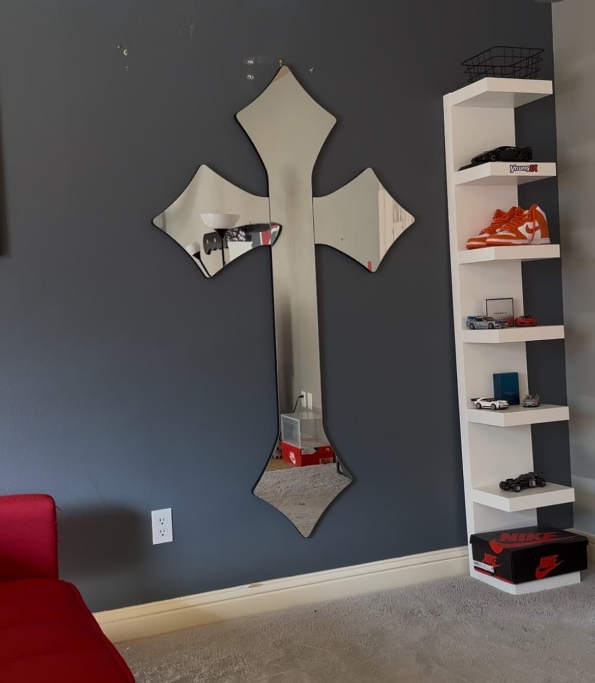 Cross Mirror — interior